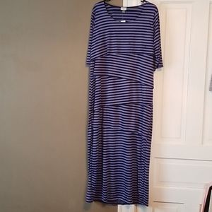 NWT Avenue Maxi Dress